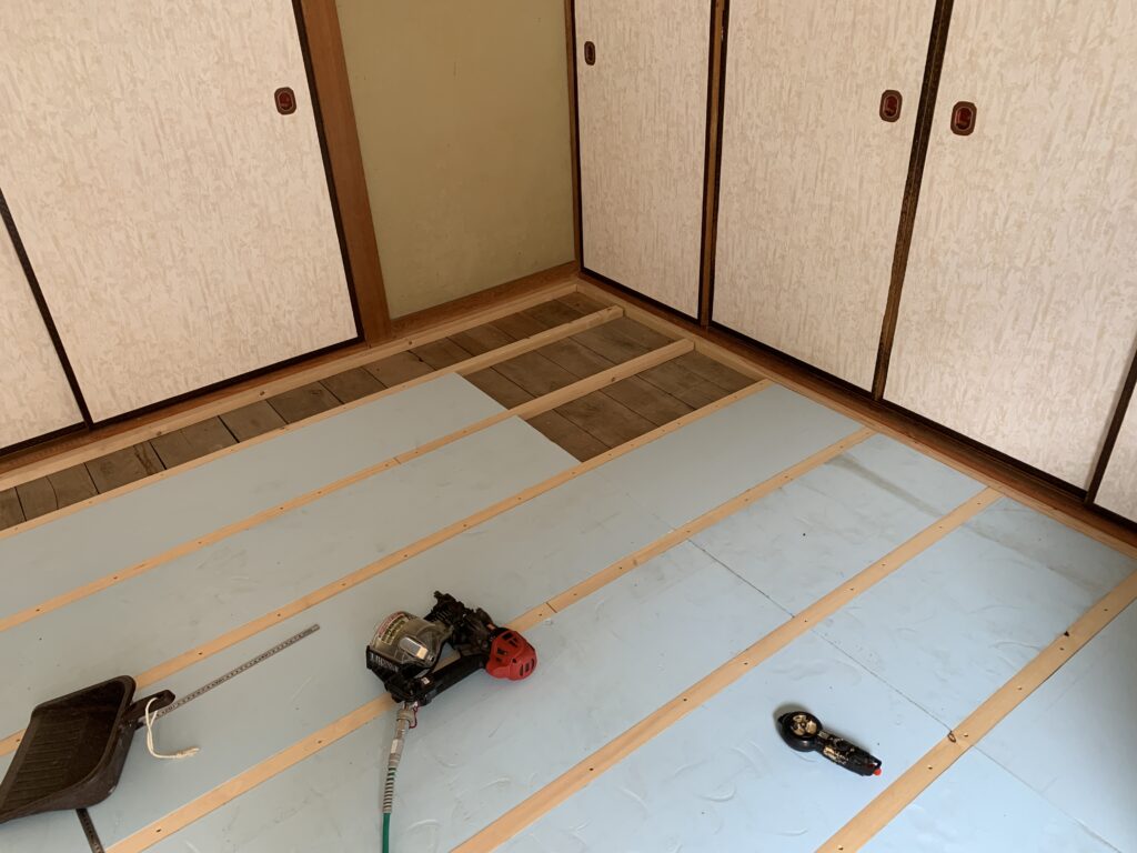 畳からフローリングへ