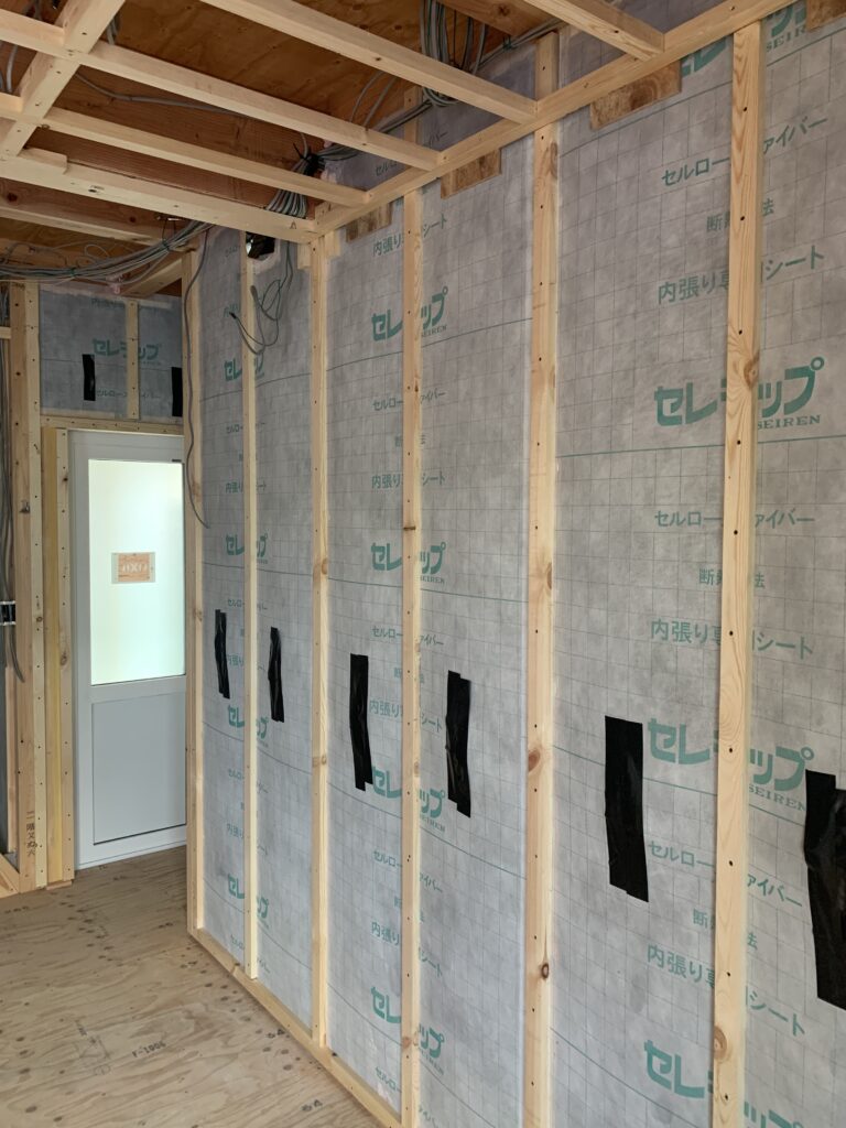 セルローズファイバー充填